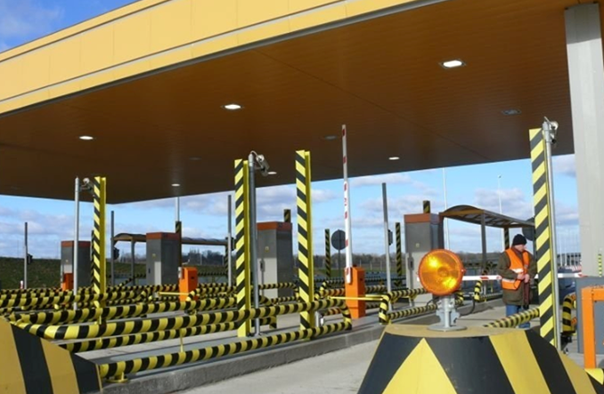 Darmowe weekendy na A1 – czy mają sens?