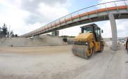 Opóźniają się kluczowe przetargi infrastrukturalne. Przed branżą budowlaną kilkanaście miesięcy spowolnienia