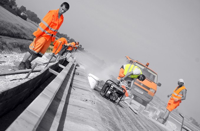 Kotlarek: Problemy na rynku wykonawczym mogą utrudnić realizację PBDK