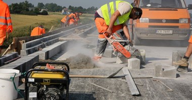 Odwrócony VAT – jakie skutki dla branży budowlanej 