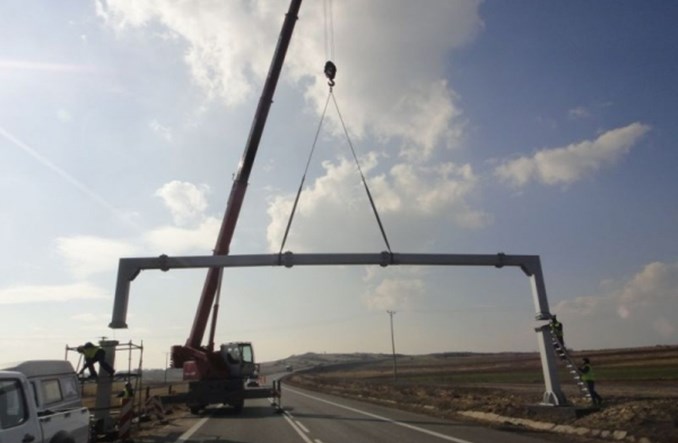 Dzieciuchowicz: Pobór opłat w Polsce chaotyczny