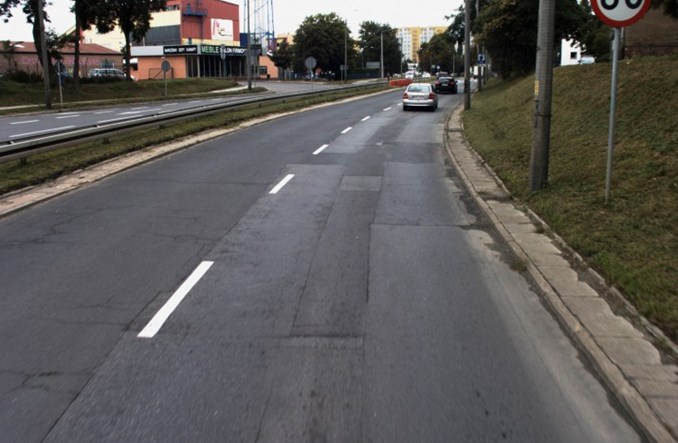 Polaczek: Wagi preselekcyjne pomagają chronić drogi. Trzeba uszczelnić system  