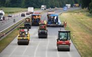 Opolskie: Strabag układa nawierzchnię na remontowanej A4