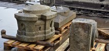Fragmenty mostu wydobyte z Wisły