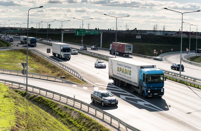 Beton vs. asfalt: Brak rzetelnego porównania technologii