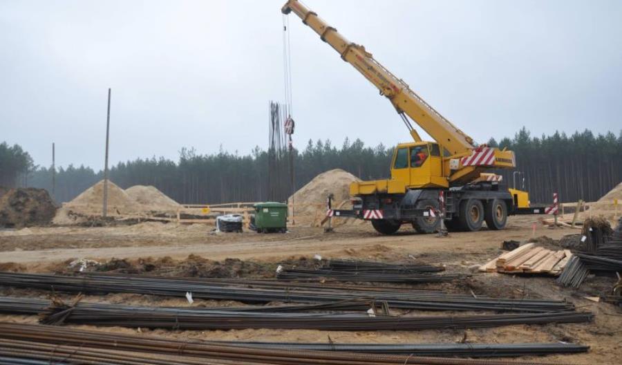Obwodnica Bełchatowa powstaje w szybkim tempie Obwodnica Bełchatowa powstaje w szybkim tempie