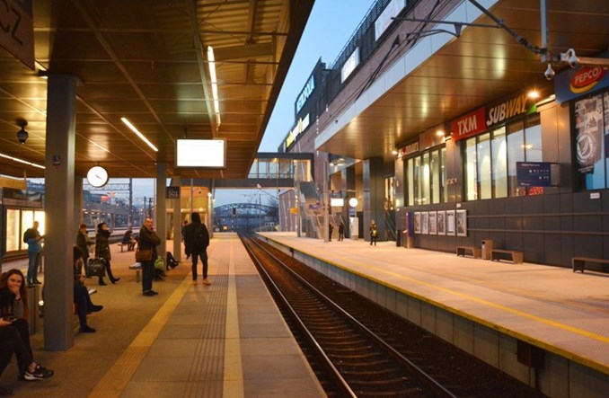 Nielegalna sprzedaż biletów, czyli jak galeria w Gdańsku została dworcem