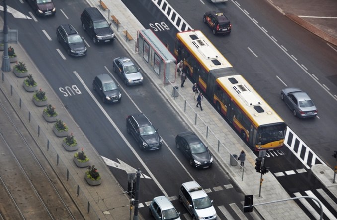 Będzie Warszawska Polityka Mobilności. Samochody przestaną być najważniejsze