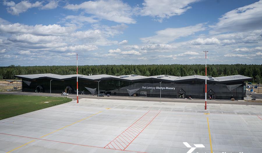 Lotnisko w Szymanach: Od wojskowego do pasażerskiego Lotnisko w Szymanach: Od wojskowego do pasażerskiego