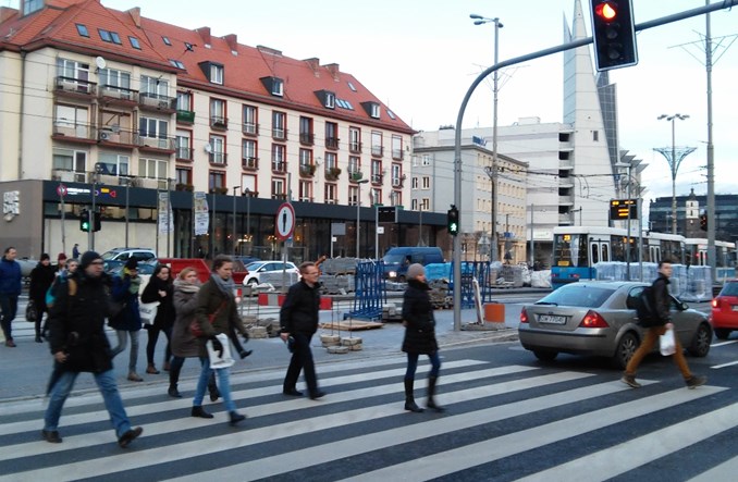 Lewica obiecuje pierwszeństwo pieszych zbliżających się do przejścia
