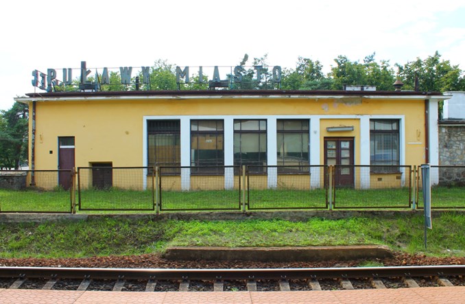 Spór o Puławy Miasto. Jaki będzie nowy dworzec?