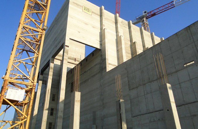 Montaż rusztu poznańskiej spalarni rozpoczęty