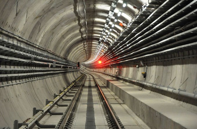 Metra nie będzie gdy podzielą Mazowsze?