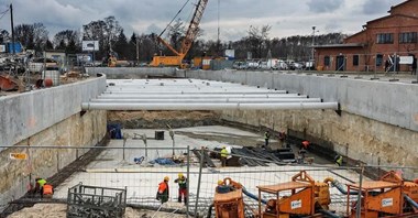 Pod kolejową linią otwocką w Międzylesiu powstał tunel