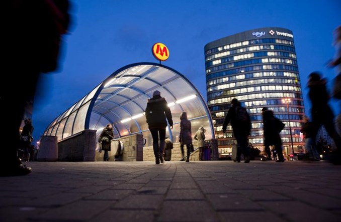 Warszawa nie liczy na metropolię
