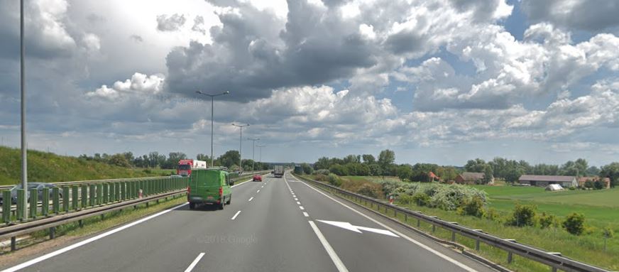 Autostrada bez opłat tylko dla pojazdów z pomocą humanitarną dla Ukrainy