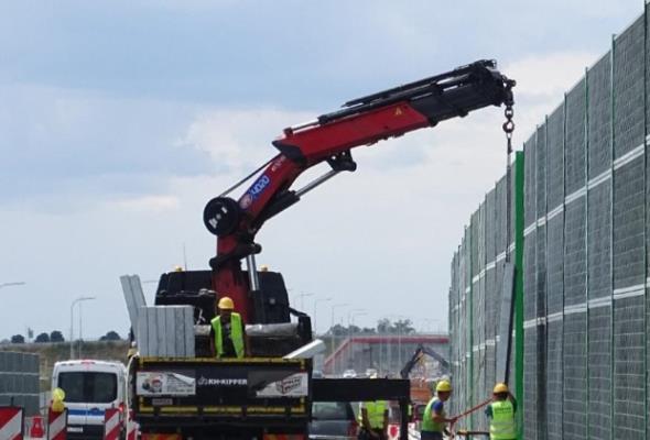 Powstają nowe ekrany wzdłuż A1