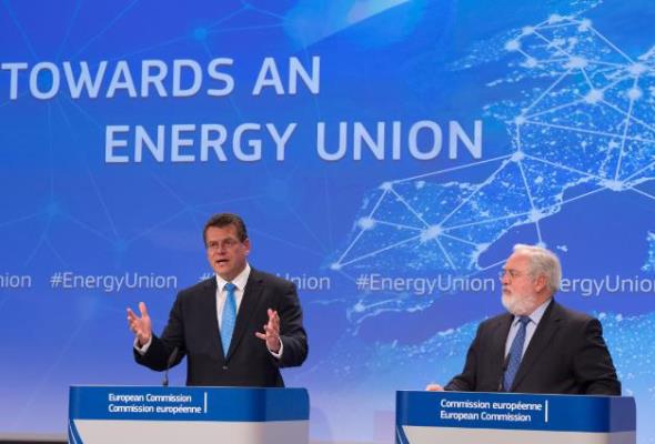 Nowy rynek energii UE cz. 1: Prąd ma być wolny, a zadbają o to operatorzy sieci