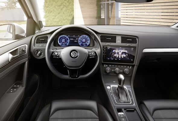 Nowy Volkswagen e-Golf gotowy na elektromobilną rewolucję w Polsce  