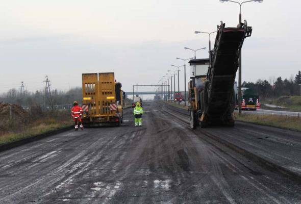Kujawsko-pomorskie: Ponad 130 km dróg w budowie, 60 km w przygotowaniu 