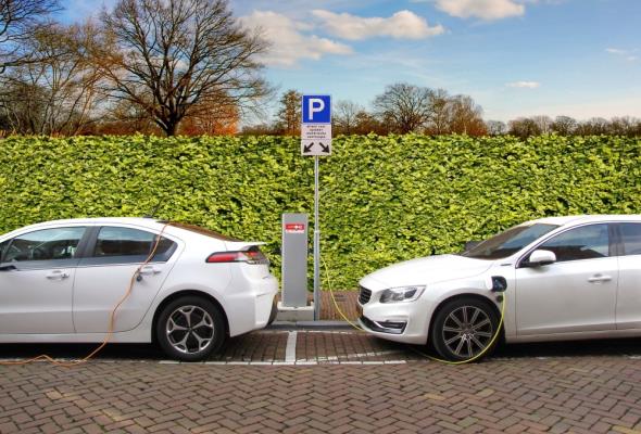 ORPA.PL: Liczba rejestracji samochodów elektrycznych w Europie systematycznie rośnie