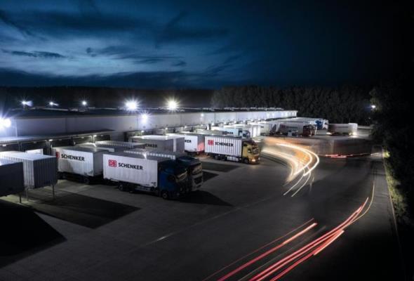 DB Schenker wprowadza na europejski rynek  "Premium 10"
