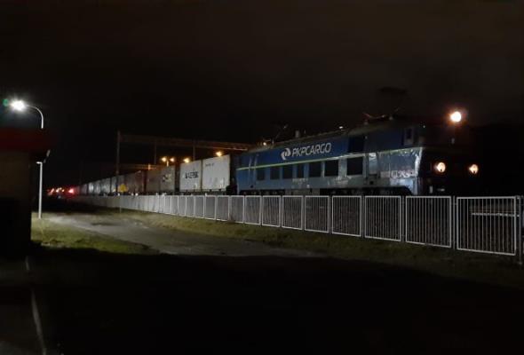Najcięższy pociąg kontenerowy w historii Polski dojechał do DCT Gdańsk