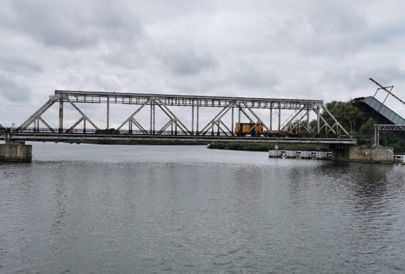 Budimex przebuduje most kolejowy na Regalicy. Umowa podpisana 