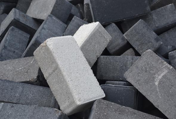 SPC: trzeba wprowadzić embargo na import cementu z Białorusi 