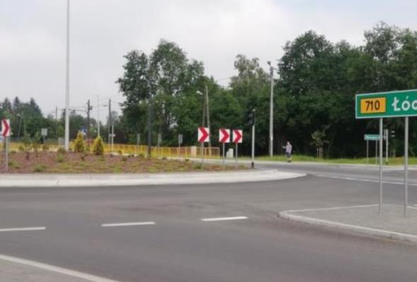 Łódzkie: Rząd wsparł wymianę nawierzchni na pięciu drogach wojewódzkich 