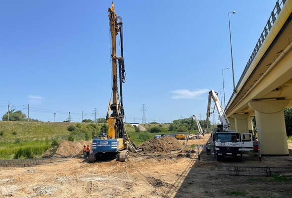 Pierwsze prace bitumiczne na S3 do Świnoujścia