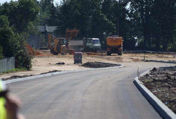 Częstochowa. Zaawansowana rozbudowa DK-46. Powstaje nowy ślad drogi