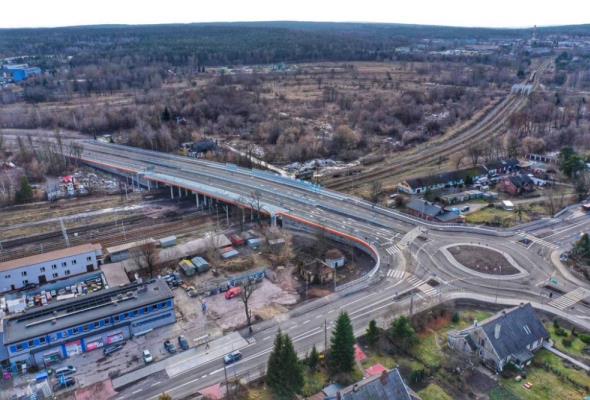 Skarżysko-Kamienna z nowym wiaduktem nad torami
