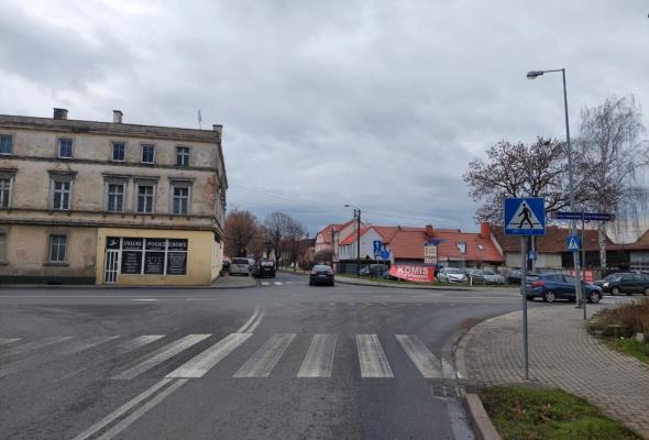Zburzą budynek, aby zbudować rondo na skrzyżowaniu z DK 94 niedaleko Wrocławia