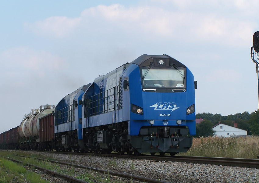 Adamczyk: Ruch w Europie się zmienia. 27 razy więcej  zboża z Ukrainy do Polski 