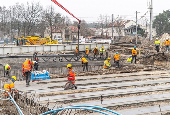 W Sulejówku jest już gotowa konstrukcja tunelu pod torami 