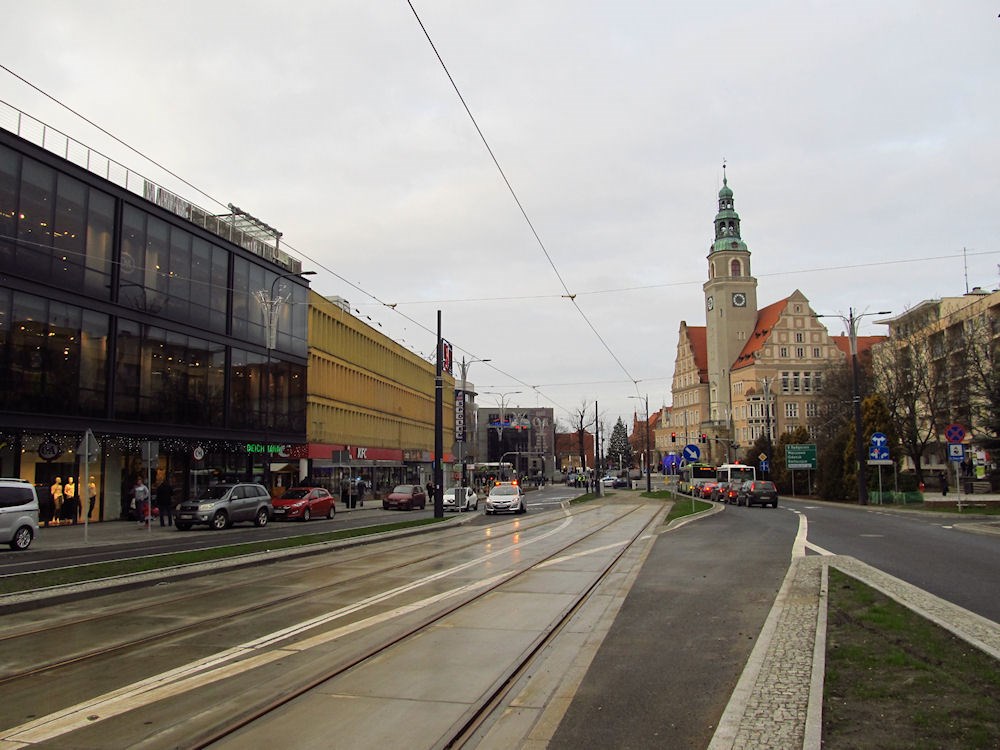 Olsztyn z ofertami na projekt przebudowy Al. Piłsudskiego