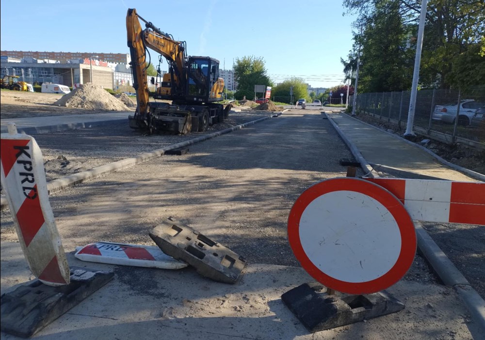 Lublin. Co słychać na przebudowie drogi za kilkanaście milionów? Zamknięte skrzyżowanie