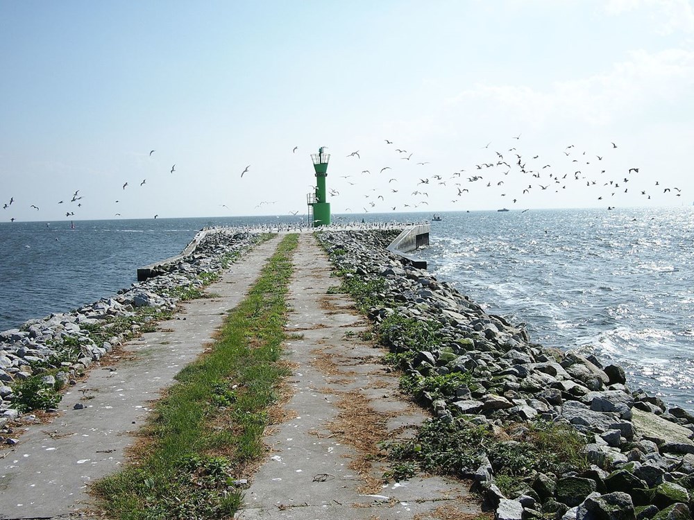 Grobla i most zwodzony przecinające Zalew Szczeciński? To nie science fiction