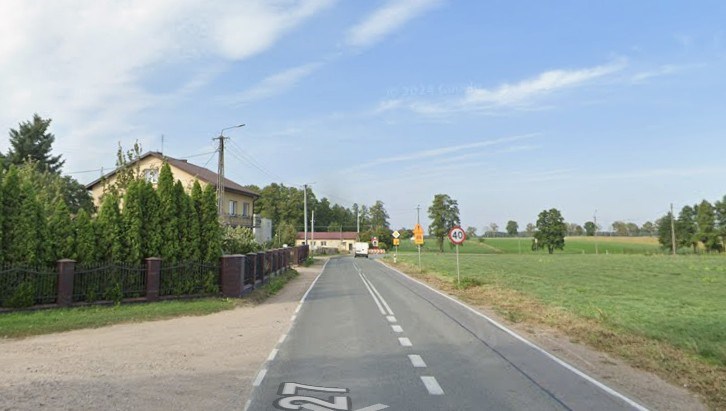 Droga wojewódzka w śladzie dawnej linii kolejowej. Kilkunastu chętnych do budowy