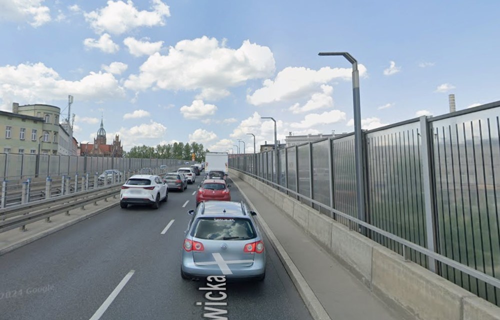 Chorzów. Zagrożenie katastrofą budowlaną. Zamknięta estakada w ciągu ul. Katowickiej