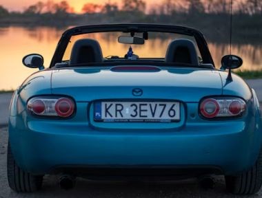 Media: rząd rezygnuje z podatku od samochodów spalinowych