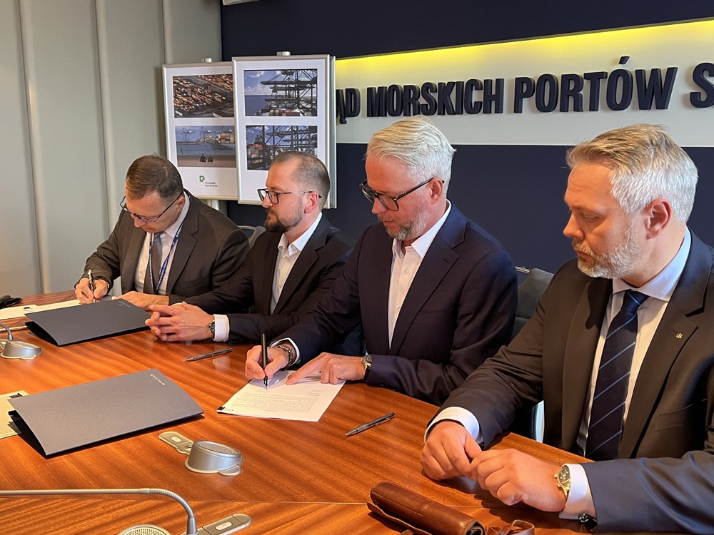 Ważna umowa ws. przyszłego terminalu kontenerowego w Świnoujściu