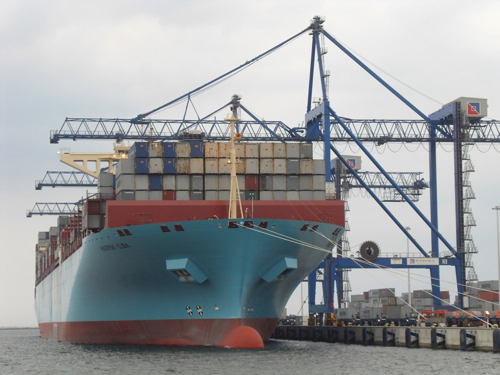 Po trzech kwartałach przeładunki kontenerowe 20 proc. w górę