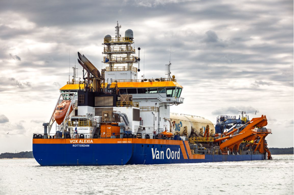 Projekt FSRU z opóźnieniem? Oświadczenie Gaz-Systemu