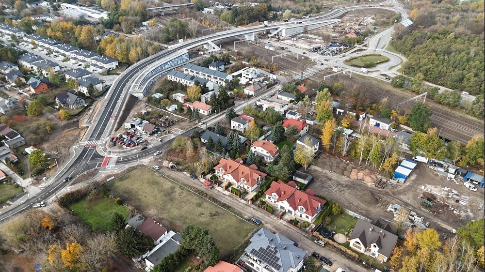 Warszawa. Wiadukt na Chełmżyńskiej otwarty dwa miesiące przed terminem