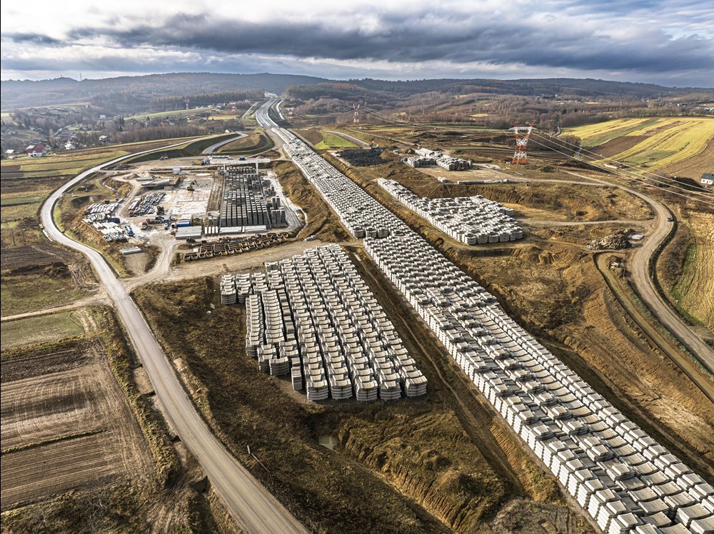 S19 Rzeszów – Babica. Montaż betonowej obudowy tunelu zakończony