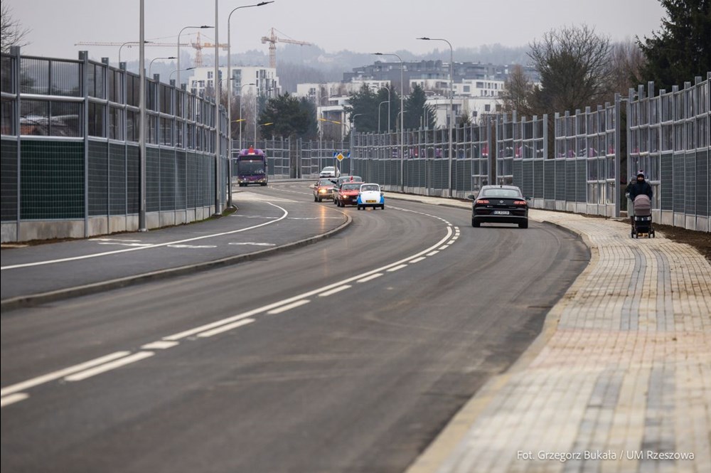 Rzeszów. Kierowcy korzystają z nowego łącznika, kolejne inwestycje w realizacji