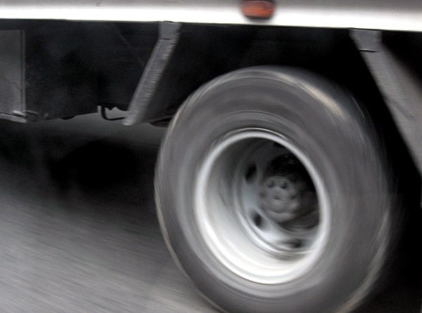 Dłuższe ciężarówki wjadą na drogi. Ministerstwo szykuje pilotaż