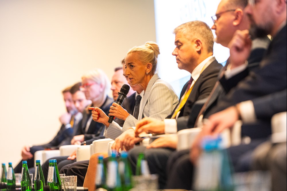 Większość pieniędzy z SAFE ma być wydanych w Polsce. Zaliczki możliwe wkrótce